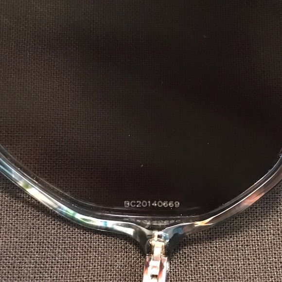 CHANEL Round Green/Gray Tortoise Sunglasses - Picture 6 of 8